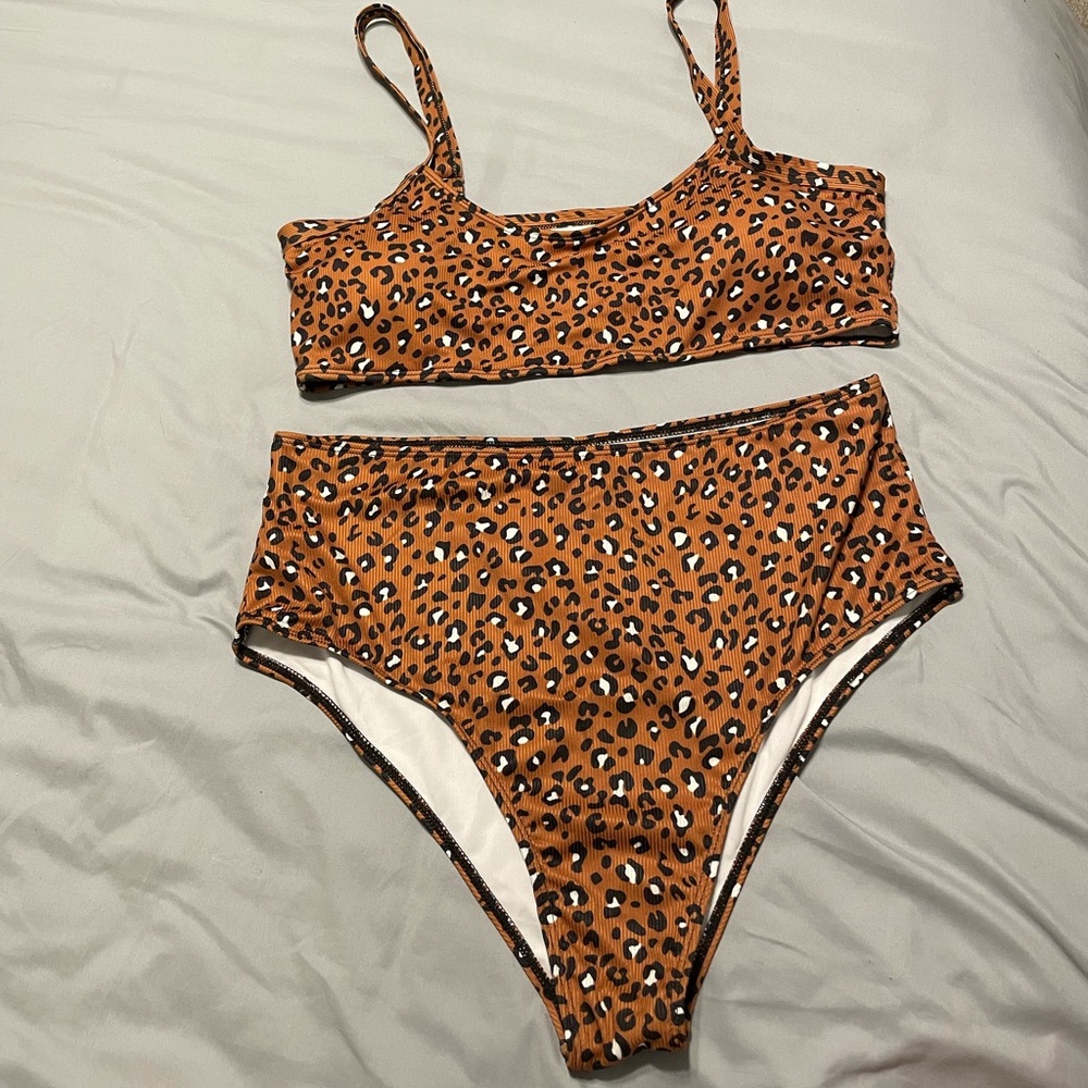 Leopard high waisted bikini